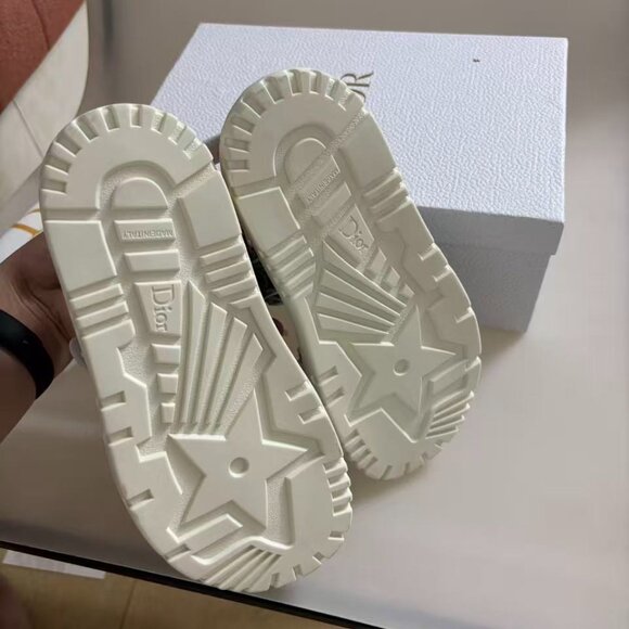 Dior Dioact Sandals Women’s Size 8 EU 38 Oblique Gray Gold Logo New w/ Box - Picture 2 of 6
